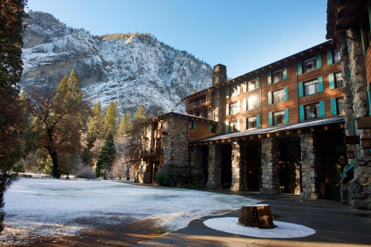 Mountain lodge with snow and trees